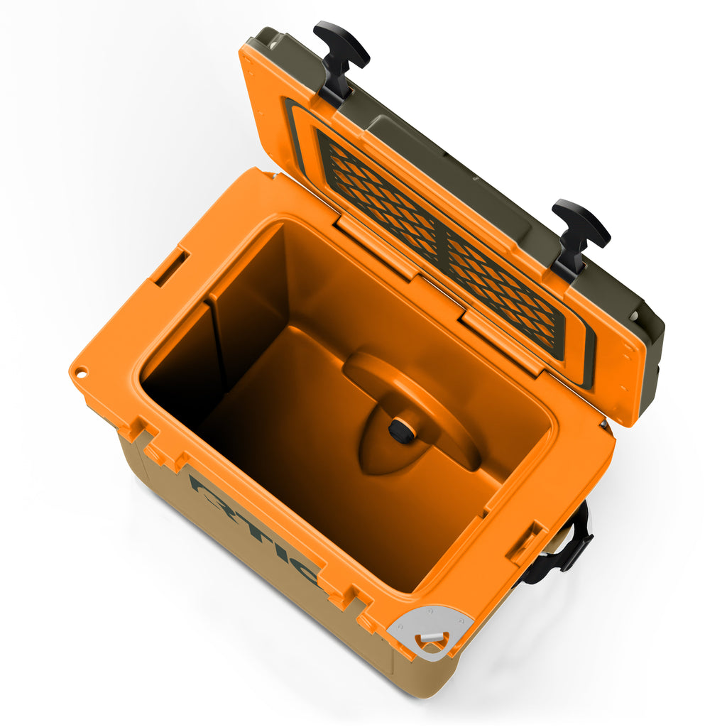 22 QT Ultra-Light Cooler (41CF)