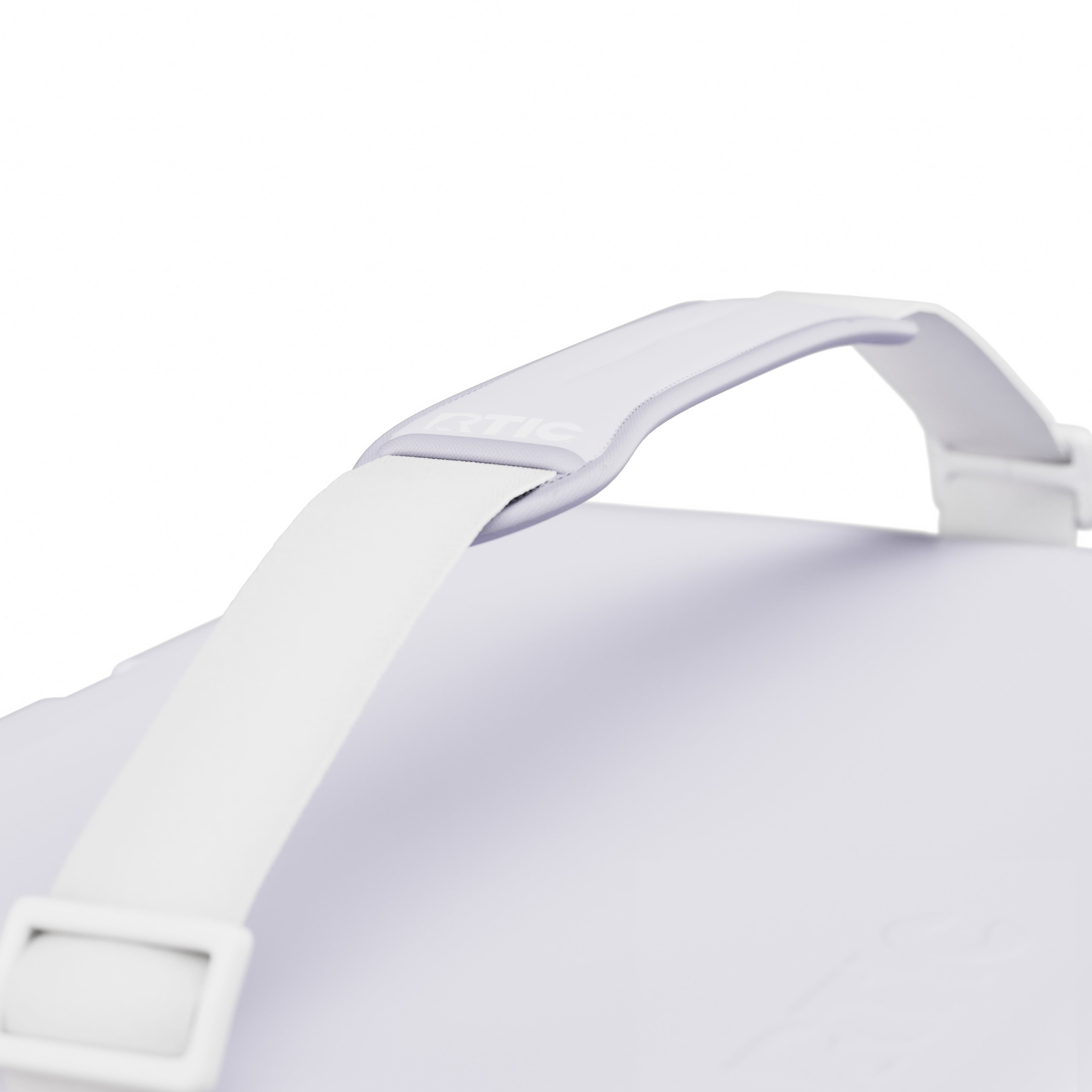 22 QT Ultra-Light Cooler (41CF)