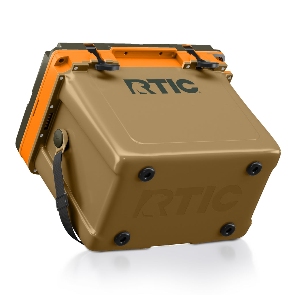22 QT Ultra-Light Cooler (41CF)