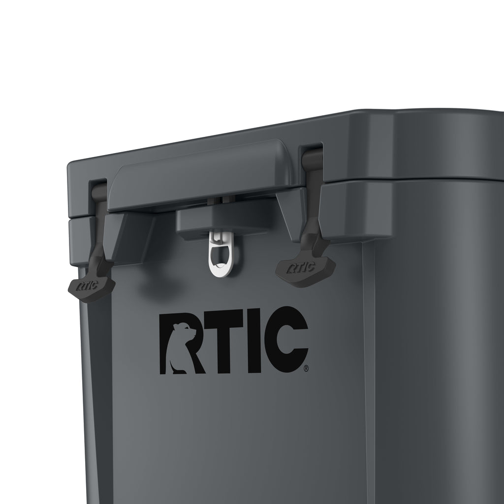 45 QT Ultra-Tough Wheeled Cooler (GW95)
